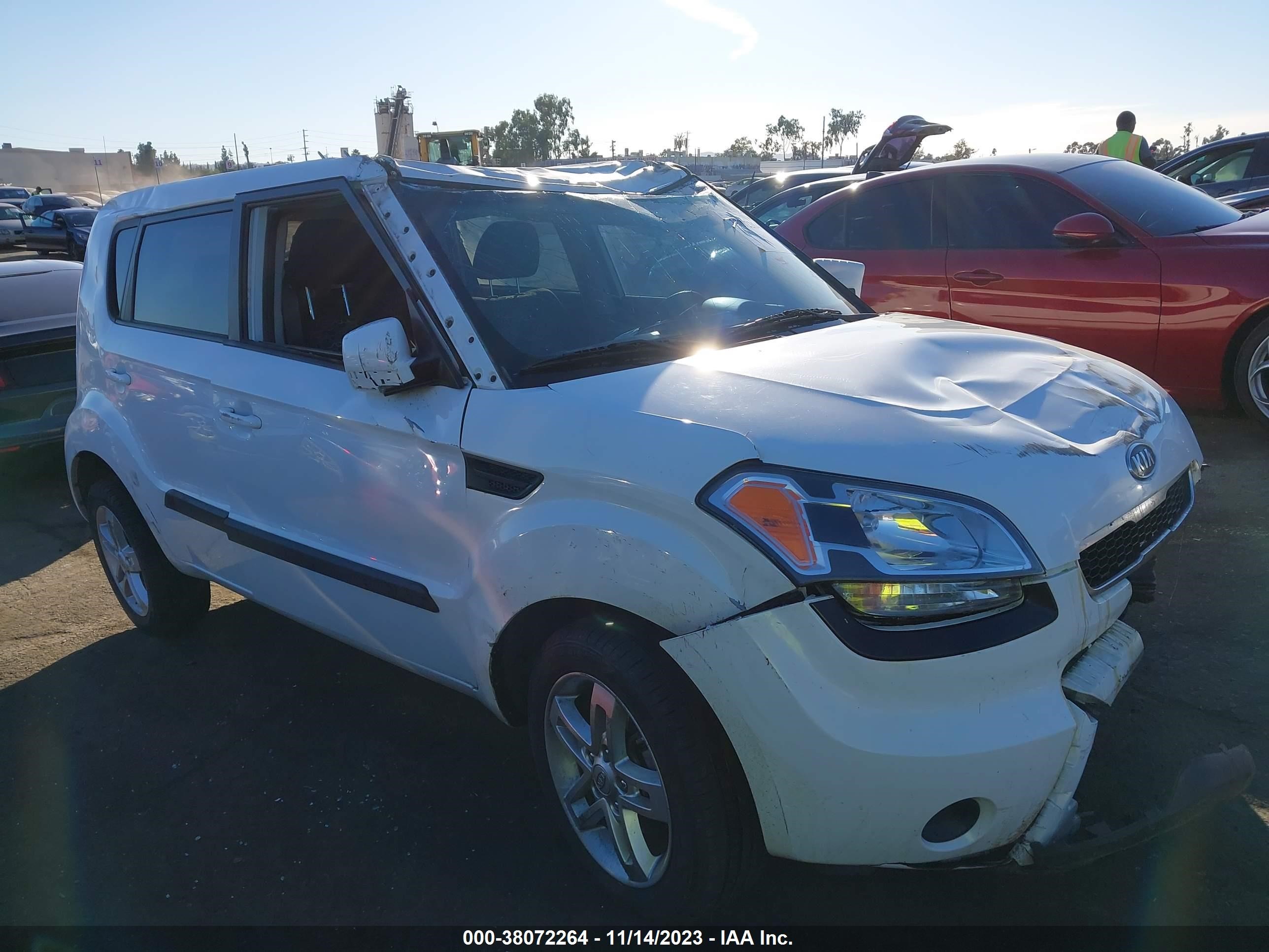 kia soul 2011 kndjt2a21b7267603