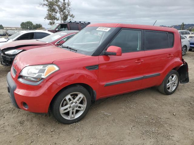 kia soul + 2011 kndjt2a22b7296575