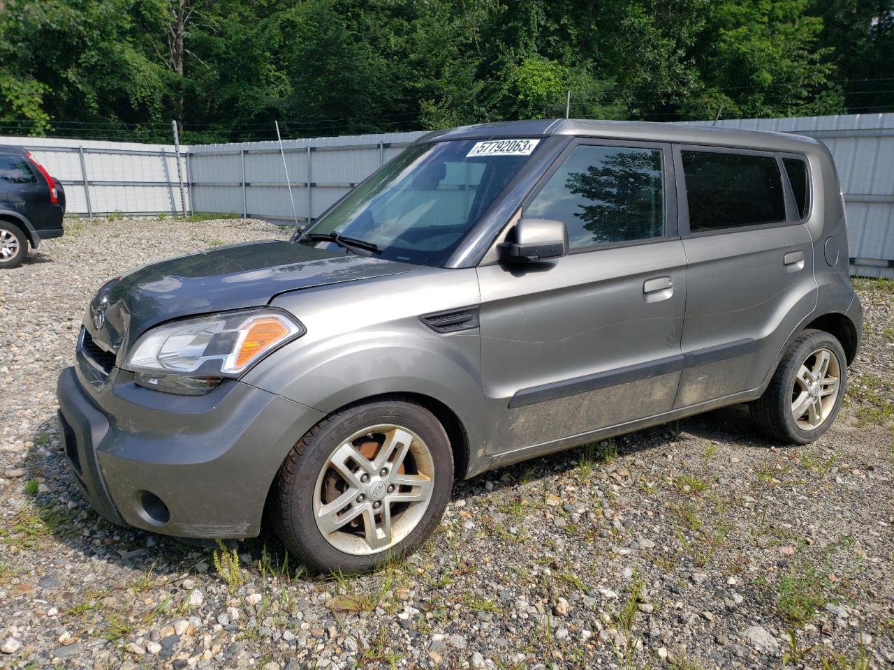 kia soul 2010 kndjt2a24a7050674