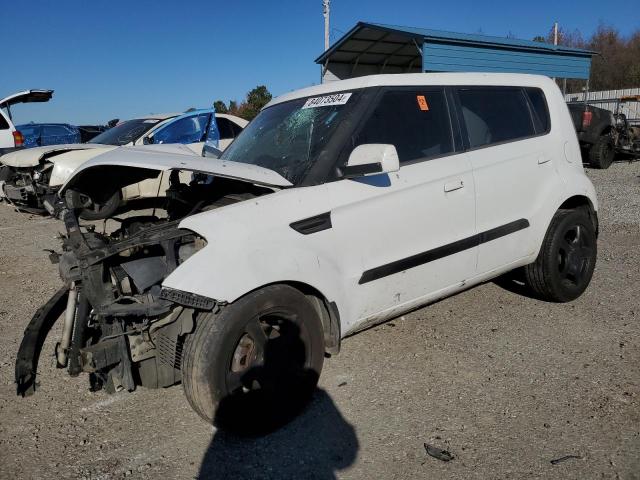 kia soul + 2010 kndjt2a24a7076773