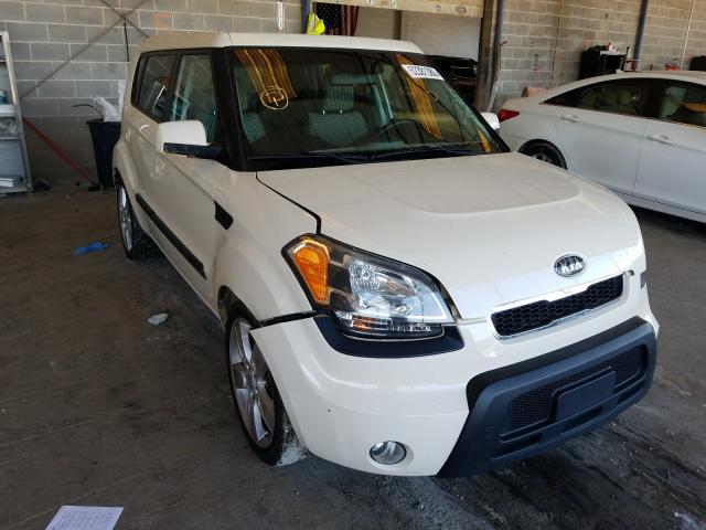 kia soul + 2010 kndjt2a24a7094805