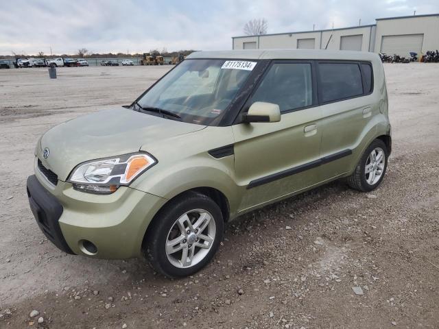 kia soul + 2010 kndjt2a24a7150709