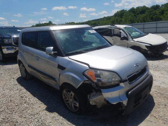 kia soul + 2010 kndjt2a26a7030023