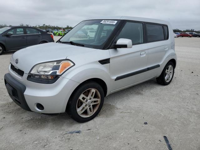 kia soul + 2010 kndjt2a26a7139260