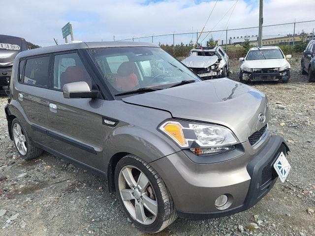 kia soul + 2010 kndjt2a27a7058199