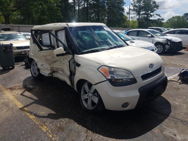 kia soul + 2010 kndjt2a27a7095754