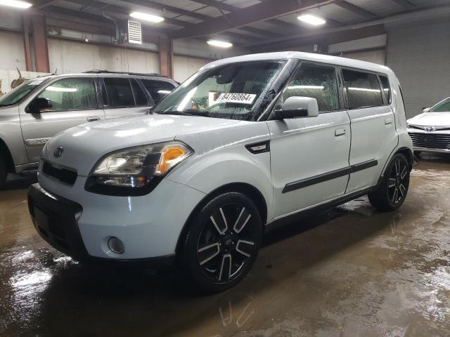 kia soul + 2010 kndjt2a28a7175094