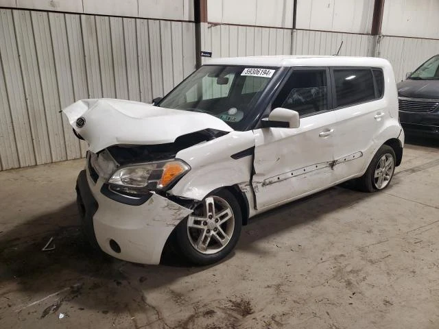 kia soul + 2011 kndjt2a29b7302095