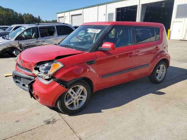 kia soul + 2011 kndjt2a2xb7305927