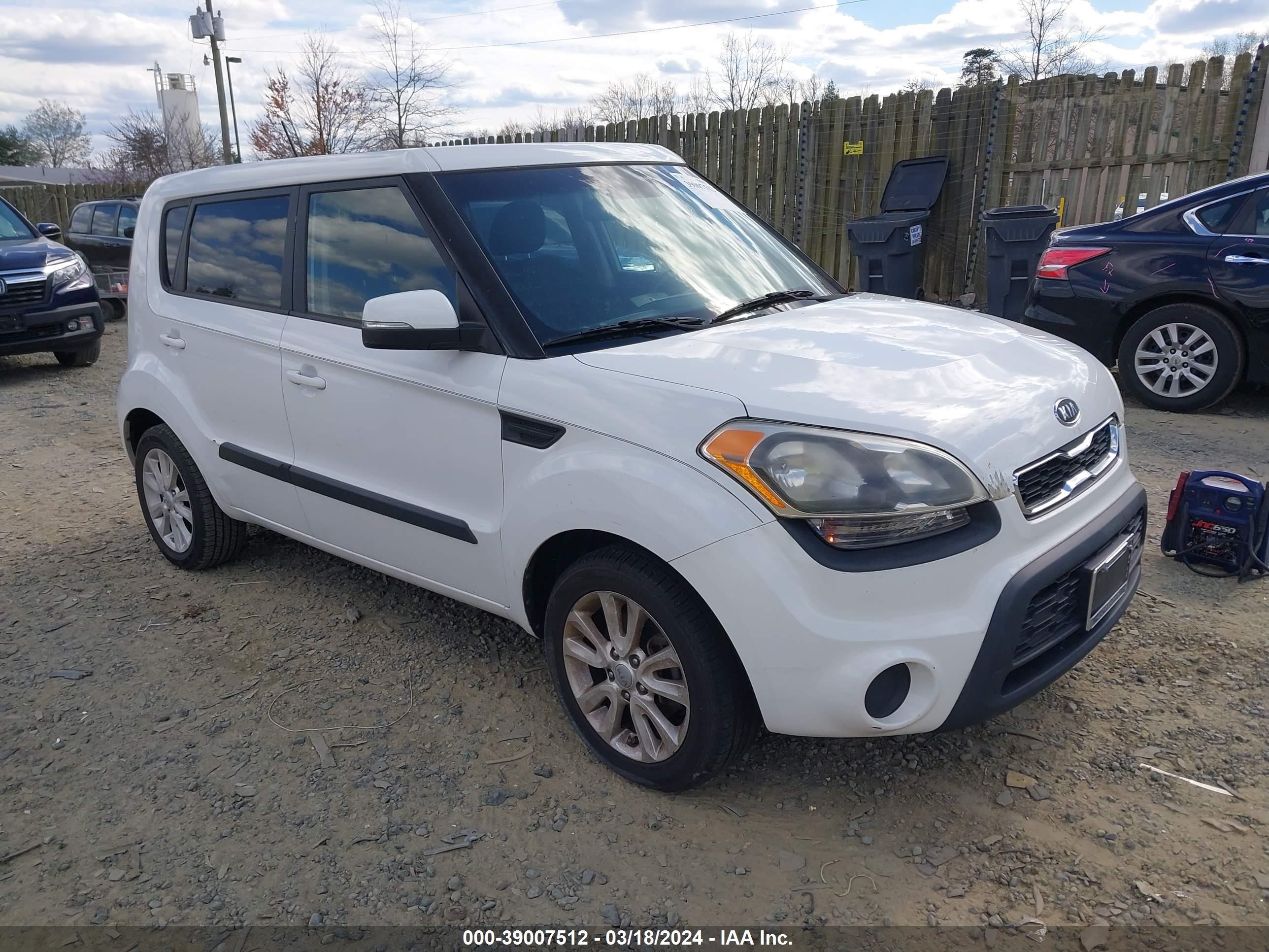 kia soul 2012 kndjt2a61c7411137