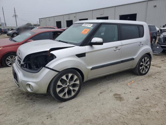 kia soul + 2013 kndjt2a6xd7777177