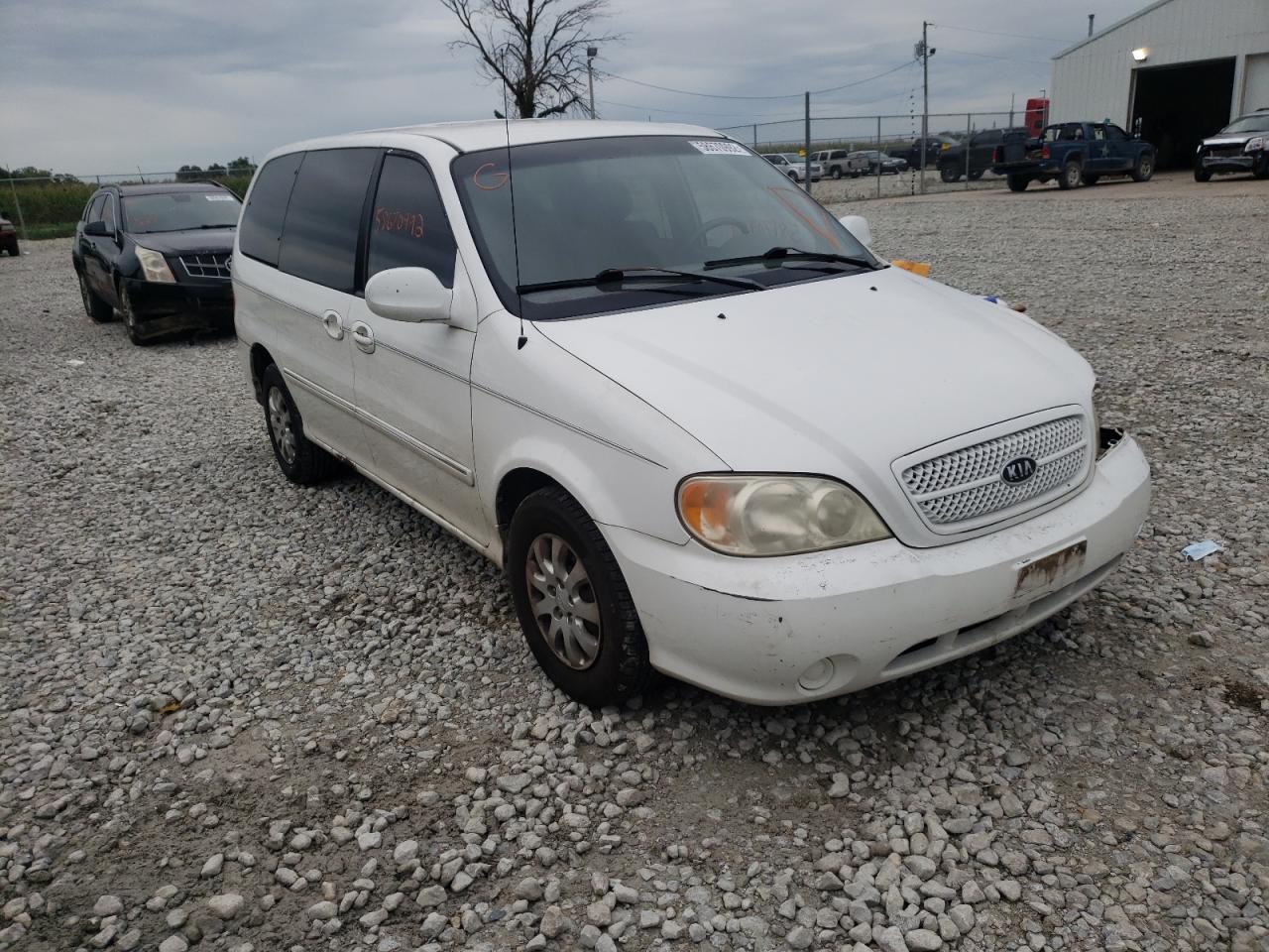 kia sedona 2004 kndup131646513845