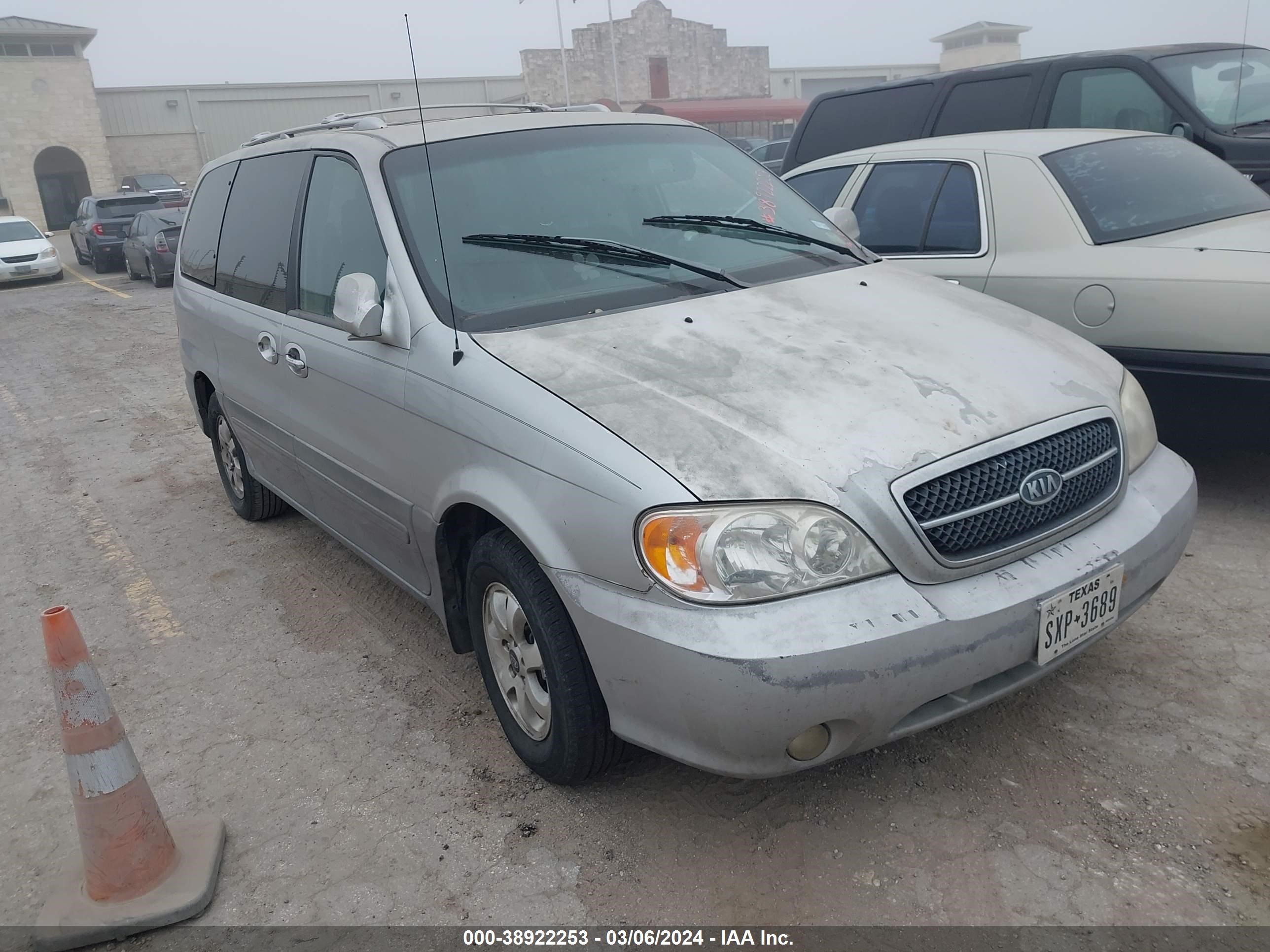 kia sedona 2004 kndup131x46546282