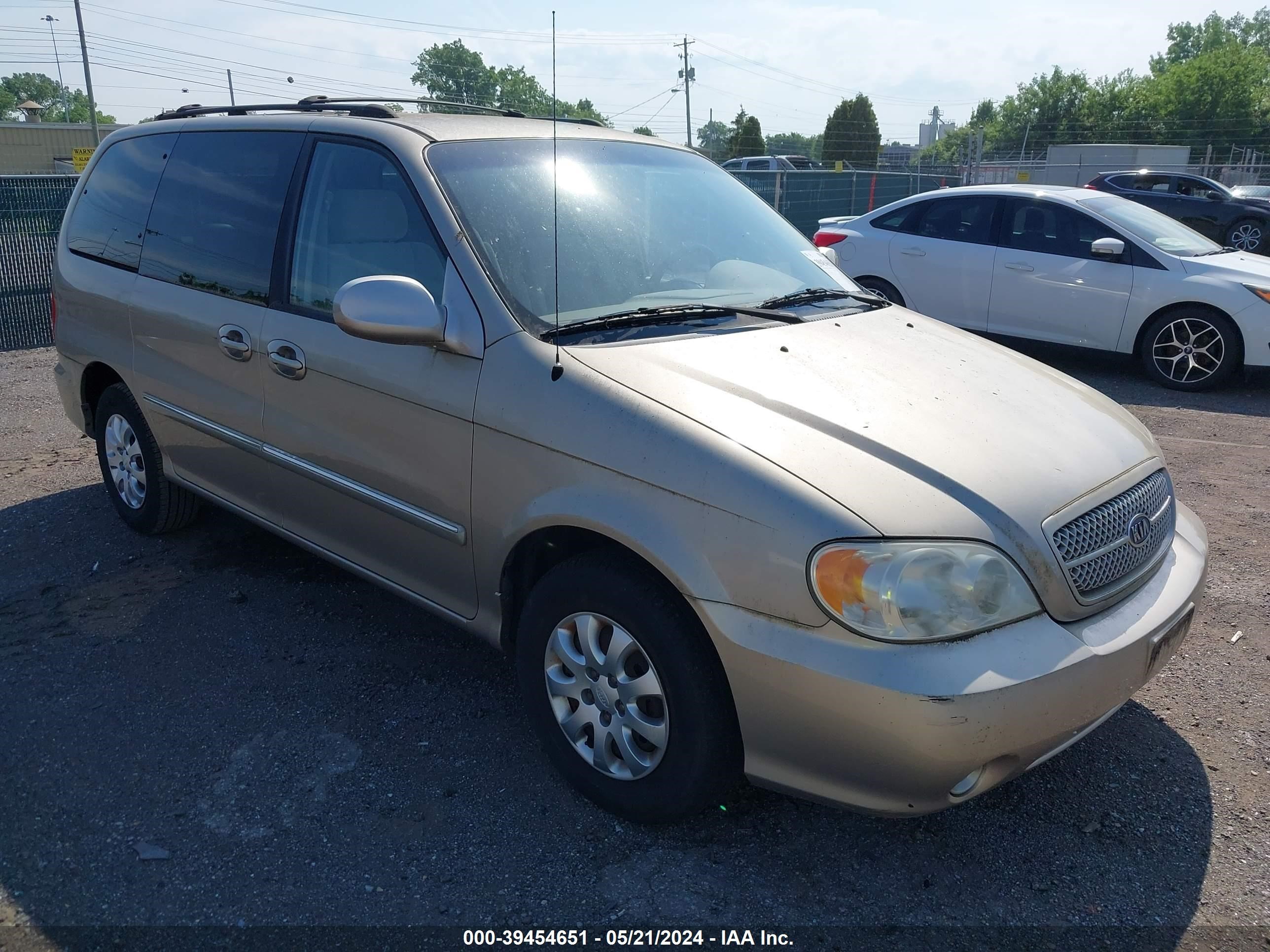 kia sedona 2005 kndup131x56636954