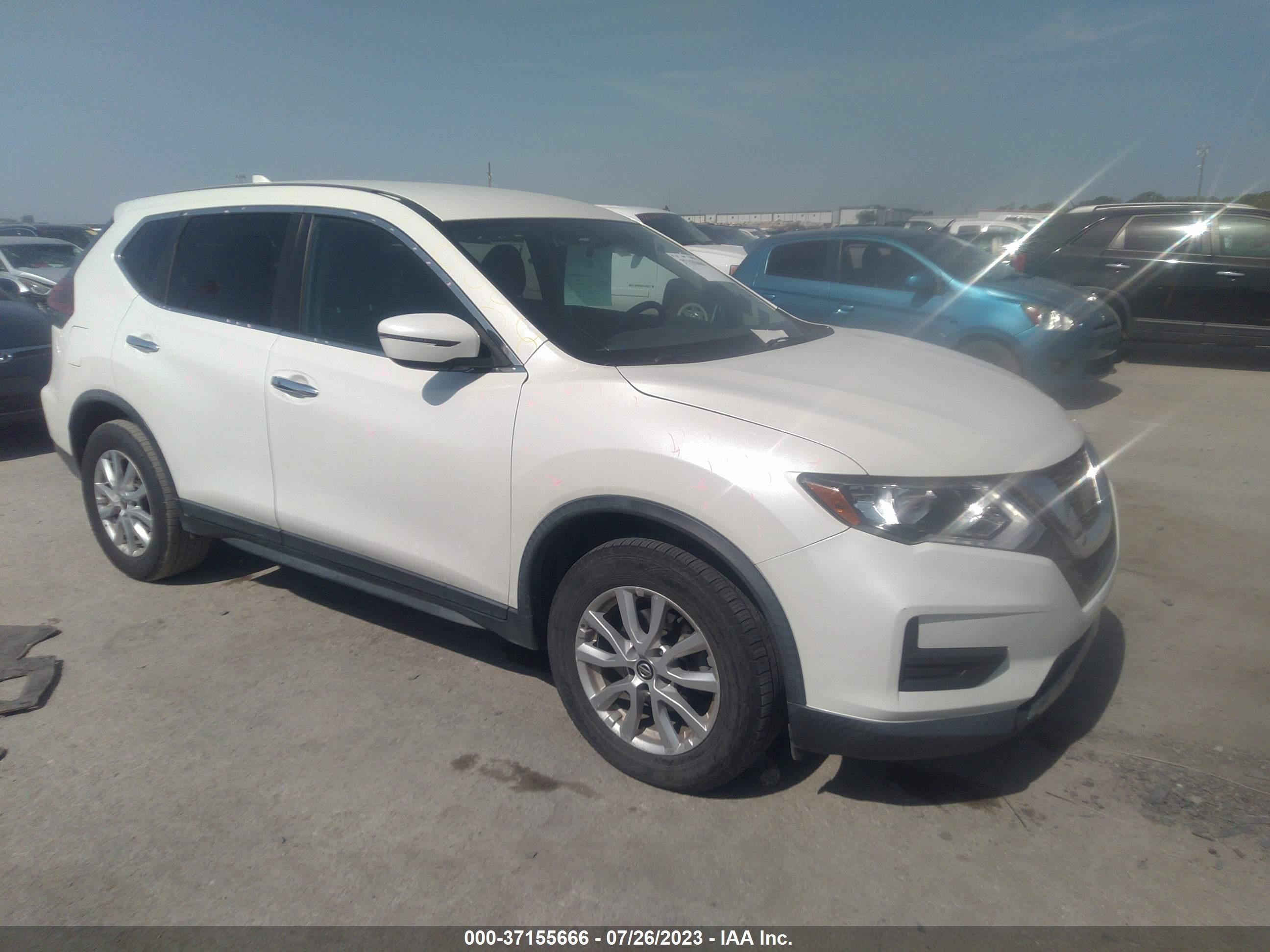 nissan rogue 2018 knmat2mt0jp572741