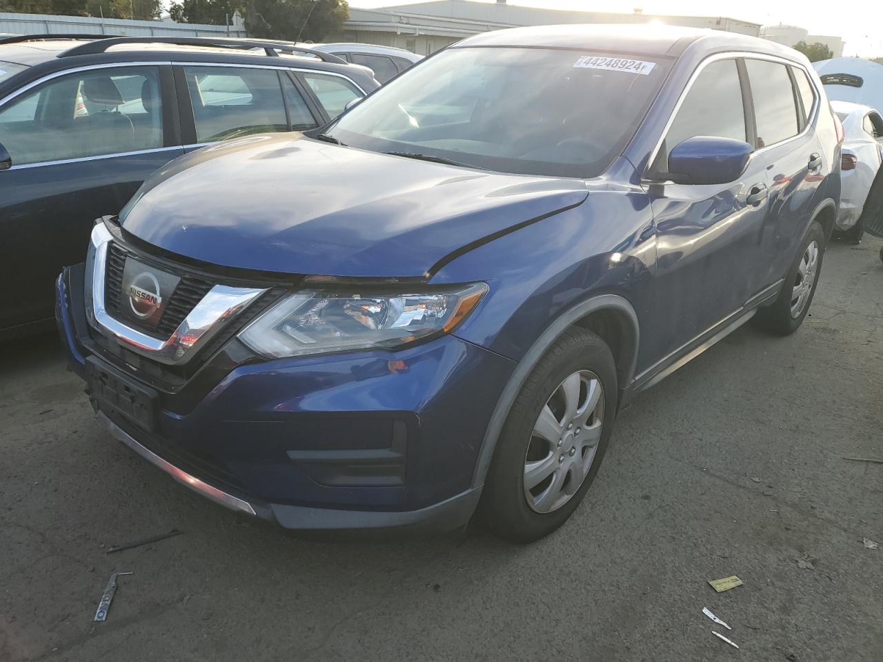 nissan rogue 2017 knmat2mt1hp590868