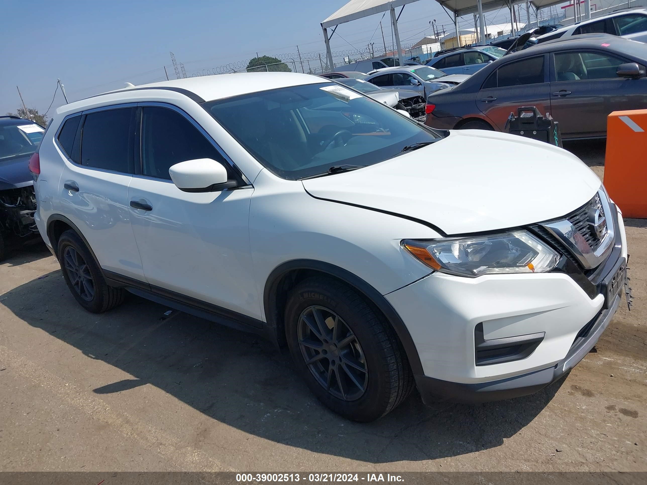 nissan rogue 2017 knmat2mt3hp514892