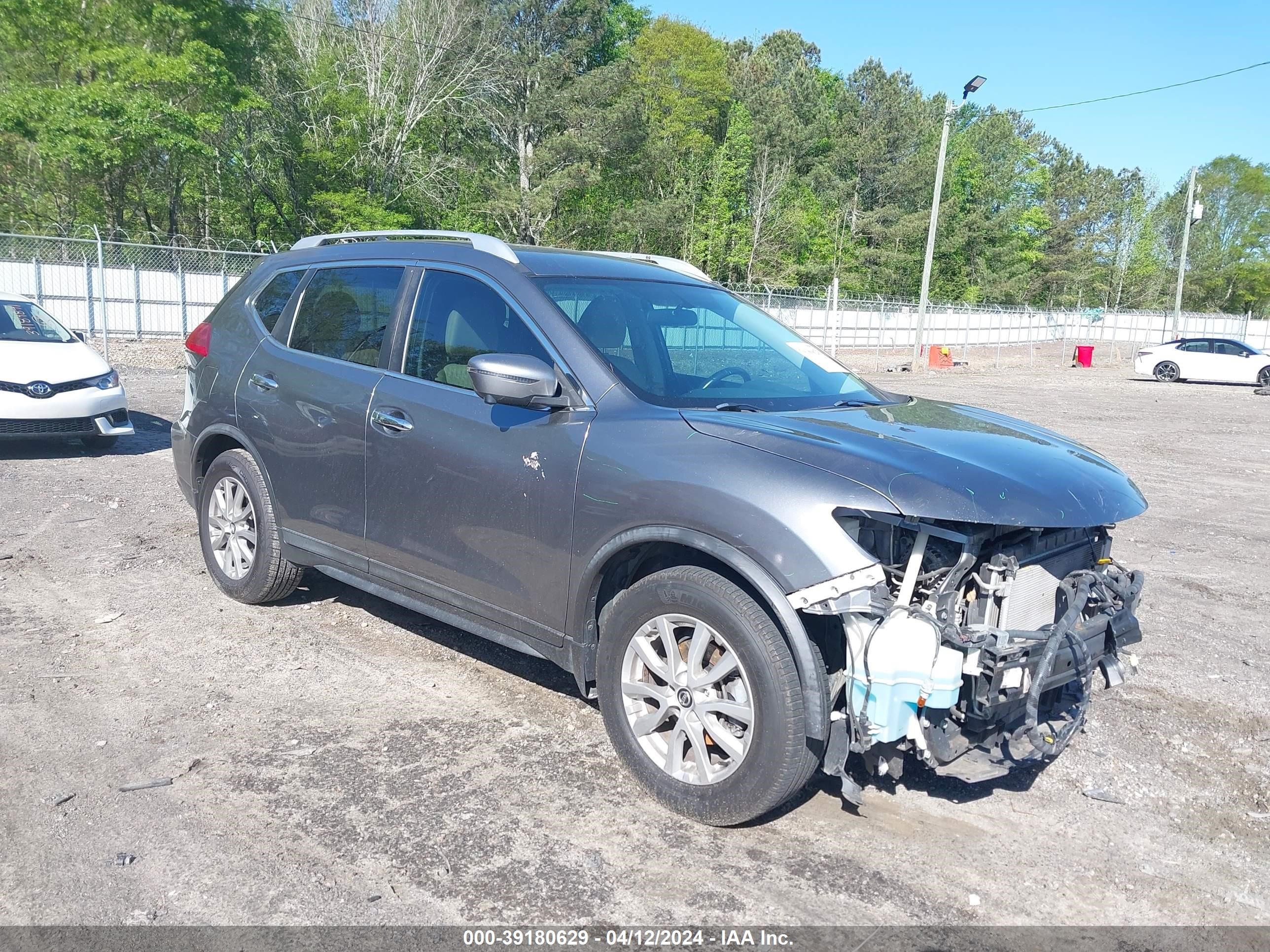 nissan rogue 2017 knmat2mt5hp522928