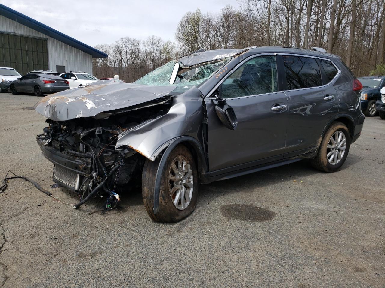 nissan rogue 2018 knmat2mt6jp516934