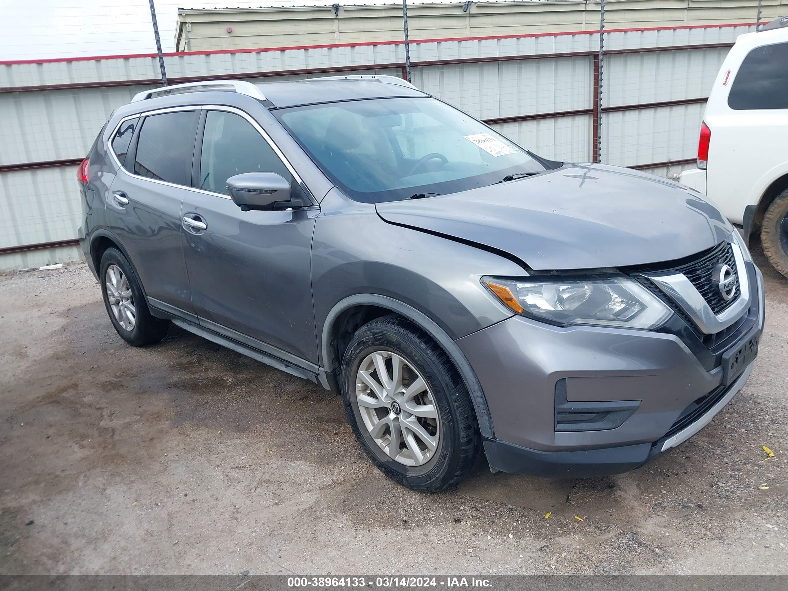 nissan rogue 2017 knmat2mt7hp513650