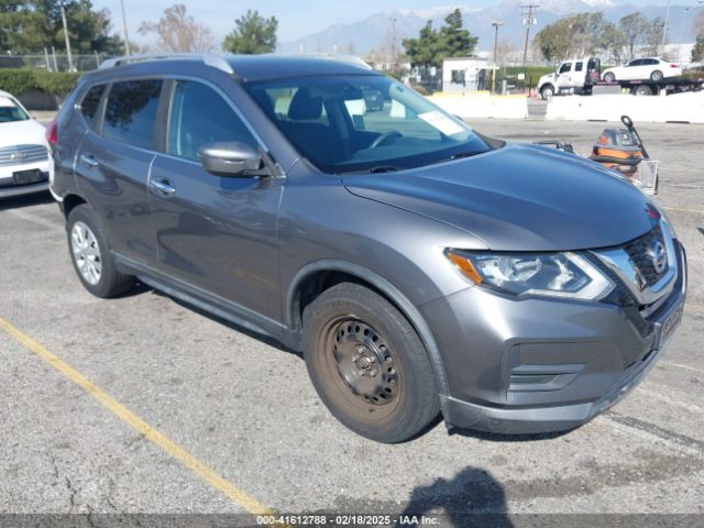 nissan rogue 2017 knmat2mt7hp513938