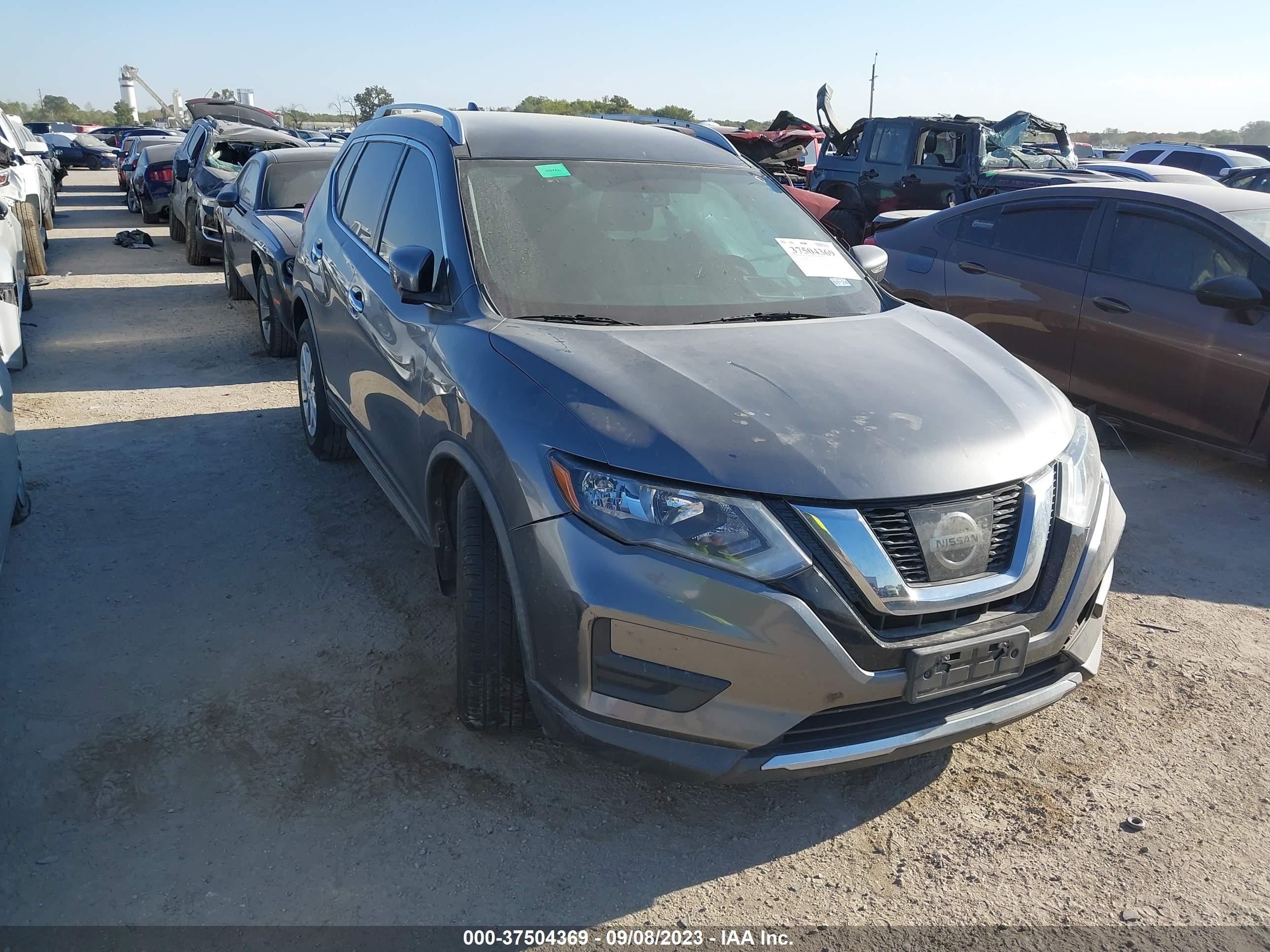 nissan rogue 2017 knmat2mt7hp594312