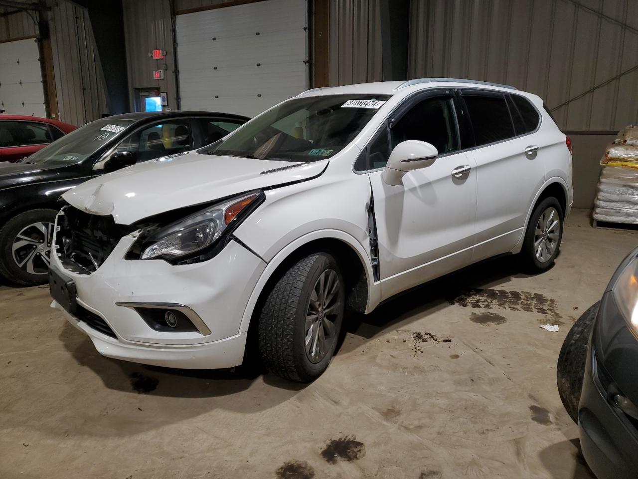 buick envision 2018 lrbfx1sa4jd017779