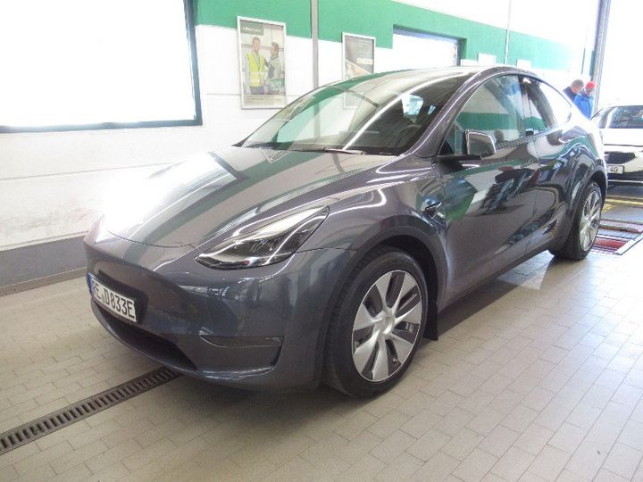 tesla model y 2022 lrwygcek9nc263830