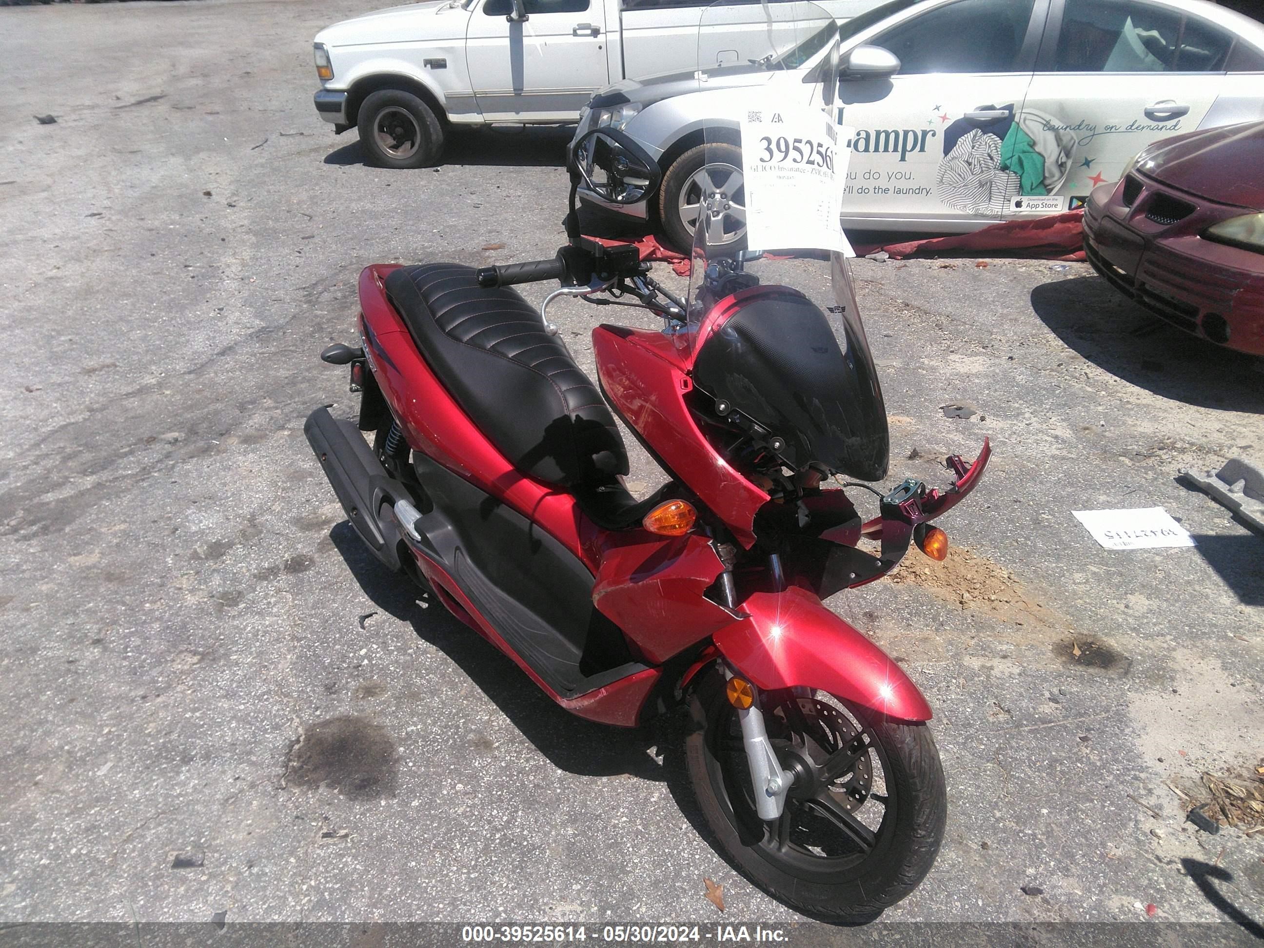 honda  2013 mlhkf121xd5002587