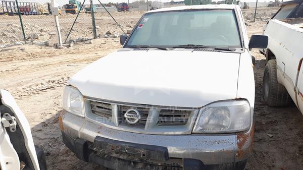 nissan 2400 2011 mntdd23s3b6013171