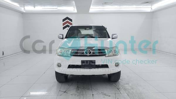 toyota fortuner 2010 mr1yx59g8a3017279