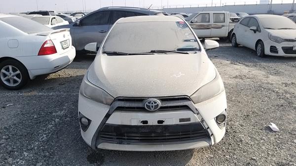 toyota yaris 2015 mr2kw9f33f1079995