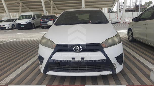 toyota yaris 2015 mr2kw9f38f1056583