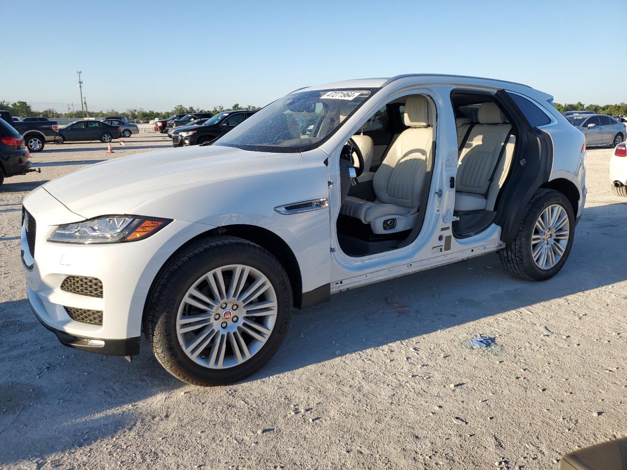 jaguar f-pace 2019 sadcn2gx8ka362334