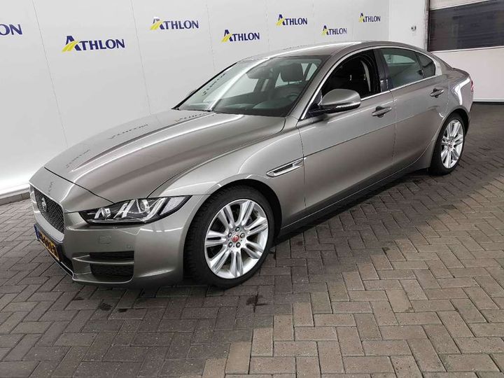 jaguar xe 2017 sajab4bn0hcp04631