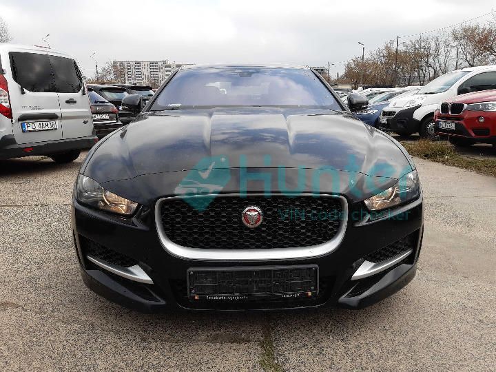 jaguar xe saloon 2015 sajab4bn3ga902257