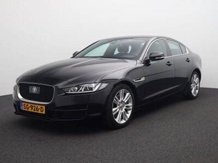 jaguar xe 2018 sajab4bx1jcp39380