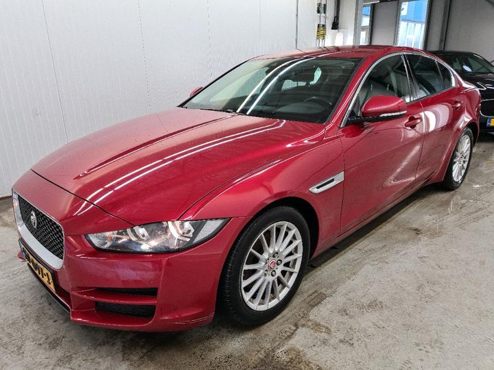 jaguar xe 2015 sajab4dn1ga926182