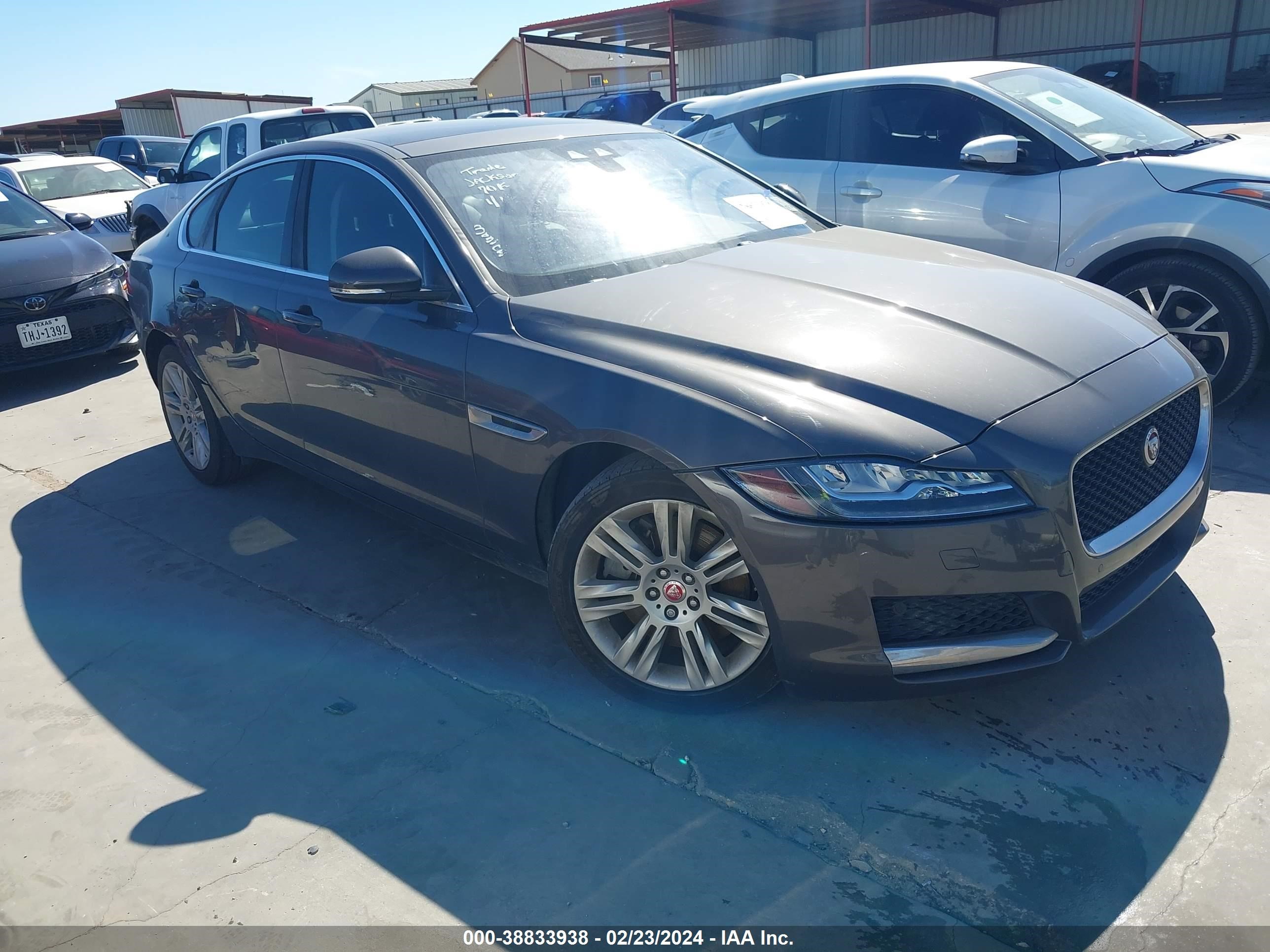 jaguar xf 2016 sajbd4bv5gcy21411