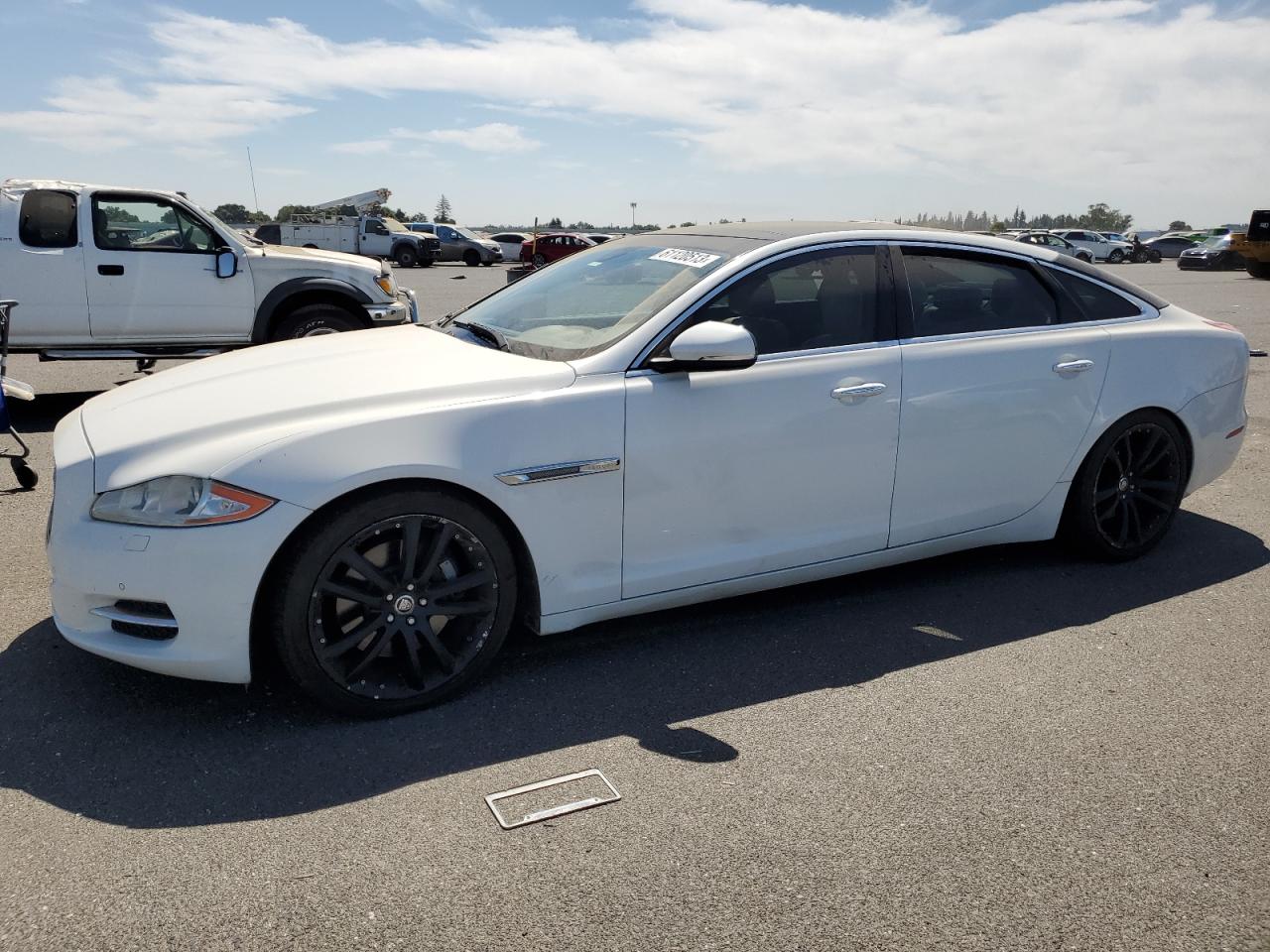 jaguar xj 2011 sajwa2gb2blv04823