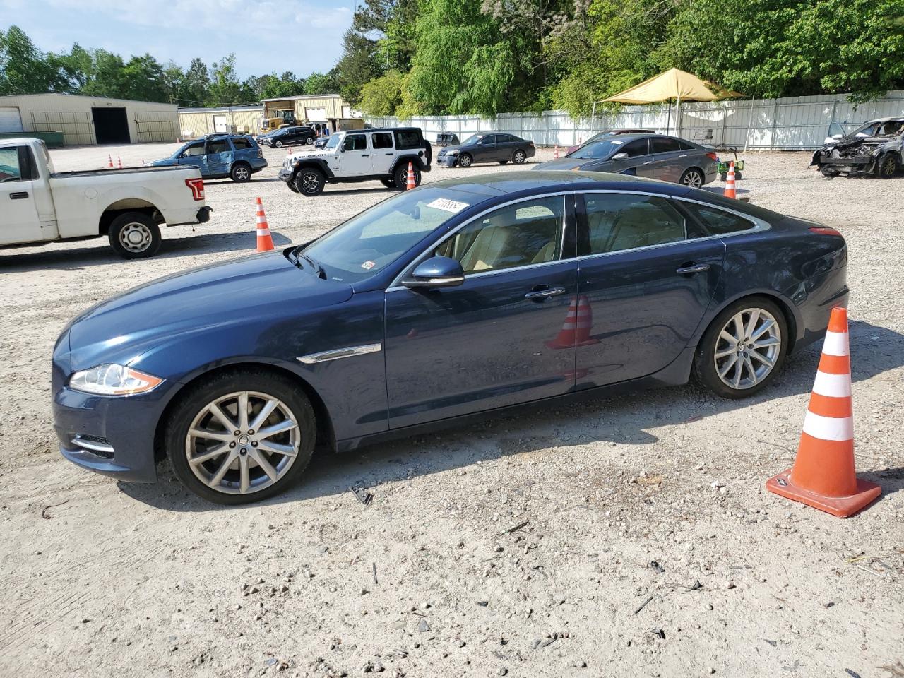 jaguar xj 2013 sajwj1cdxd8v56160