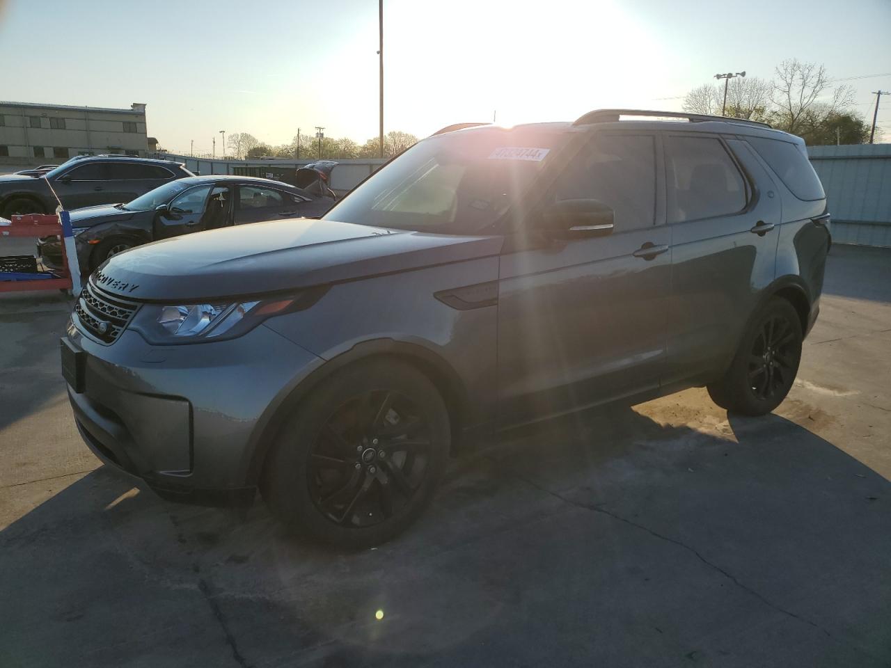 land rover discovery 2018 salrg2rv8ja051828