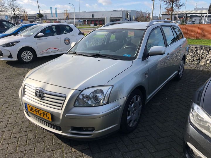 toyota avensis wagon 2004 sb1ew56lx0e067411