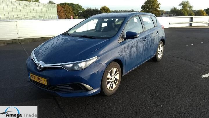 toyota toyota auris 2017 sb1kn3je00e079456