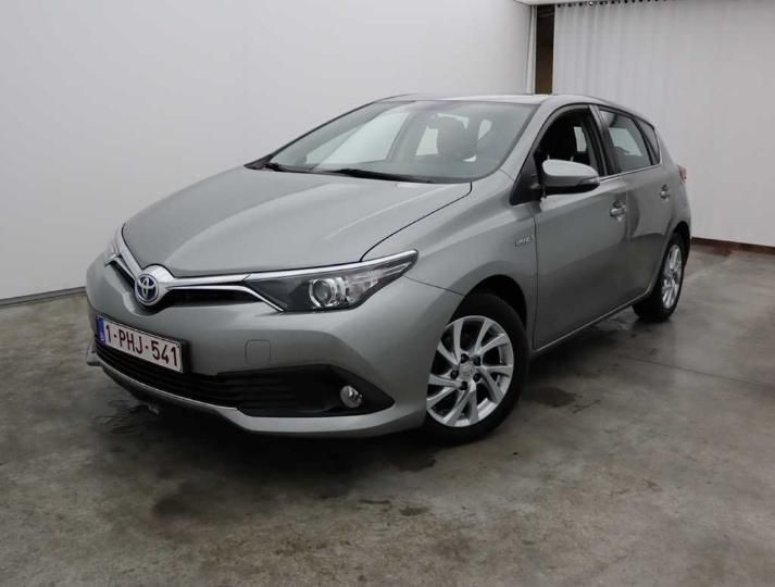 toyota auris fl &#3915 2016 sb1ms3je30e259399