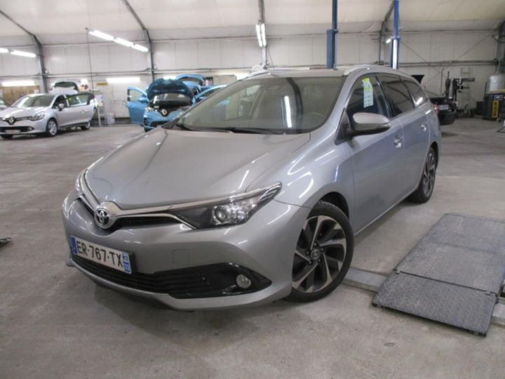 toyota auris touring 2017 sb1zb3je90e014581