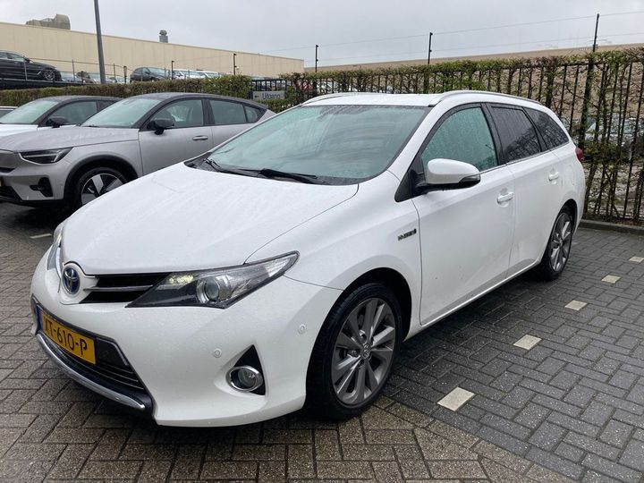 toyota auris touring sports 2013 sb1zs3je00e046996