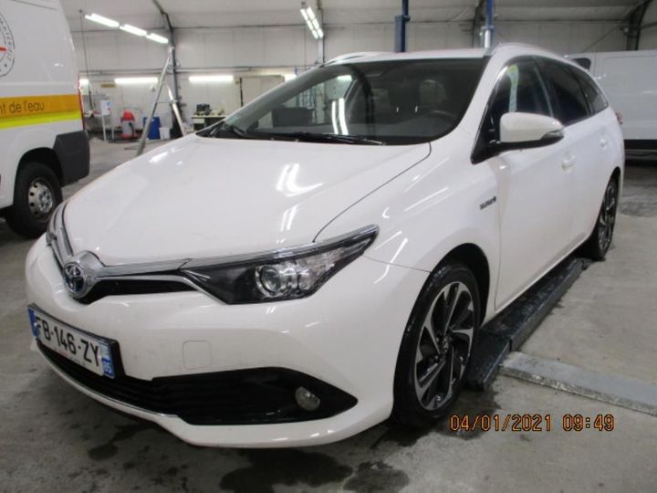 toyota auris touring 2018 sb1zs3je00e460845