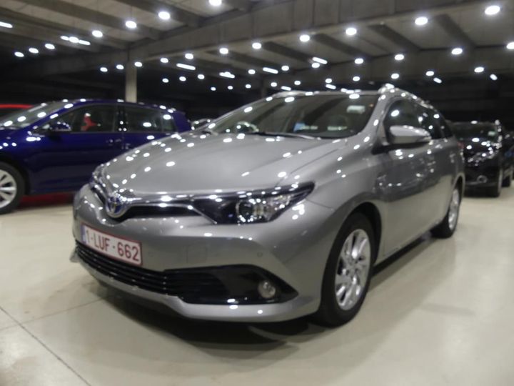 toyota auris touring s 2015 sb1zs3je20e170879