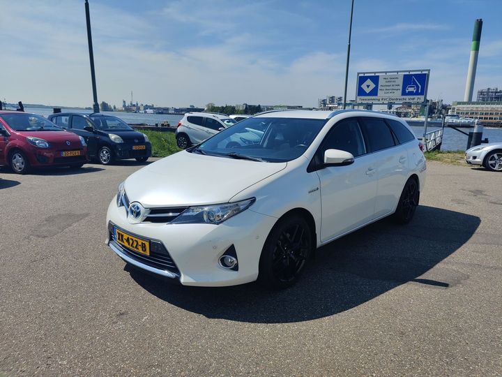 toyota auris touring sports 2013 sb1zs3jex0e053387